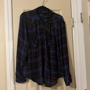 WOMEN’S BUTTON DOWN DRESS SHIRT 1X